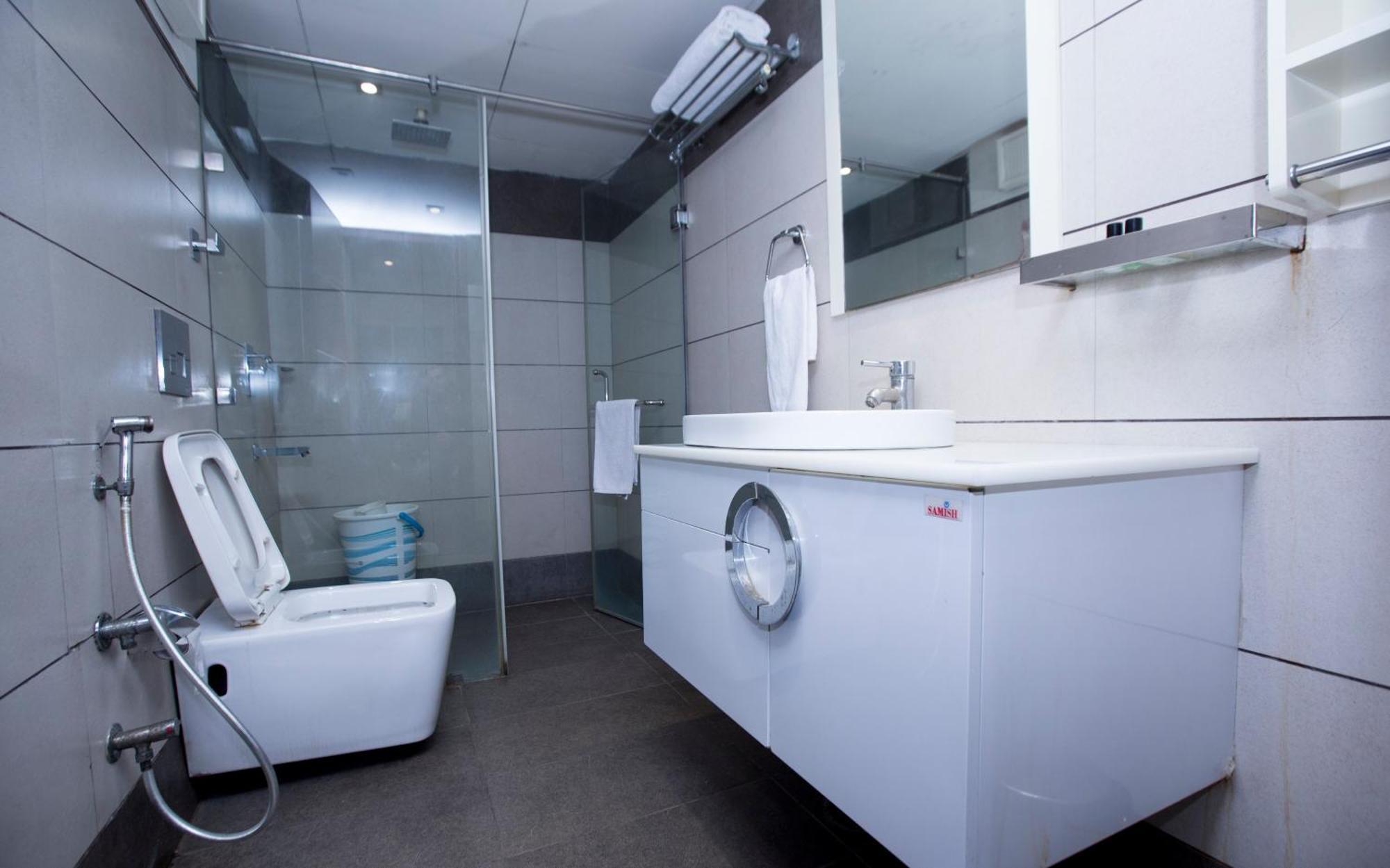 Hotel Aura Ip Grand Karkardooma Metro Station New Delhi Couple Friendly Exteriér fotografie